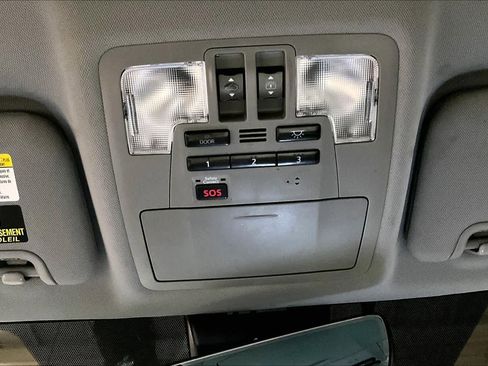 Used 2018 Toyota Highlander Limited Platinum w/ Carpet Mat Package (TMS) image 34