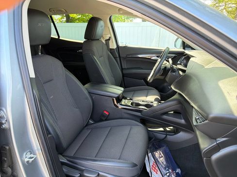 Used 2023 Buick Envision Preferred w/ Sport Touring Package AWD/4WD image 52