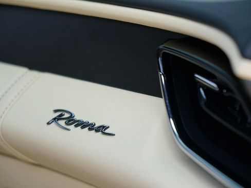 Used 2022 Ferrari Roma RWD image 36
