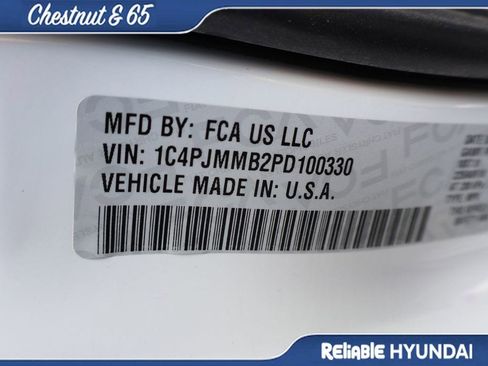 Used 2023 Jeep Cherokee Altitude Lux w/ Lux Elite Package AWD/4WD image 25