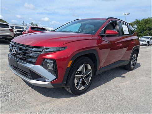 Used 2025 Hyundai Tucson SEL FWD image 8