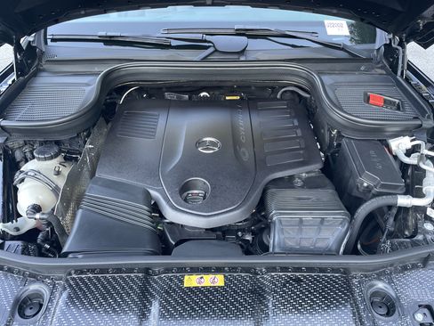 Certified 2024 Mercedes-Benz GLS 450 4MATIC image 54