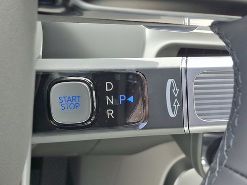 New 2026 Hyundai Ioniq 9 SEL image 17