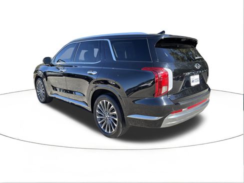 Certified 2024 Hyundai Palisade Calligraphy image 5