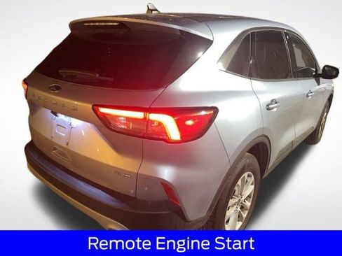 Certified 2022 Ford Escape SE w/ Cold Weather Package image 5