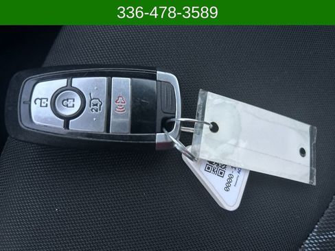 Used 2021 Chevrolet Spark LT image 27