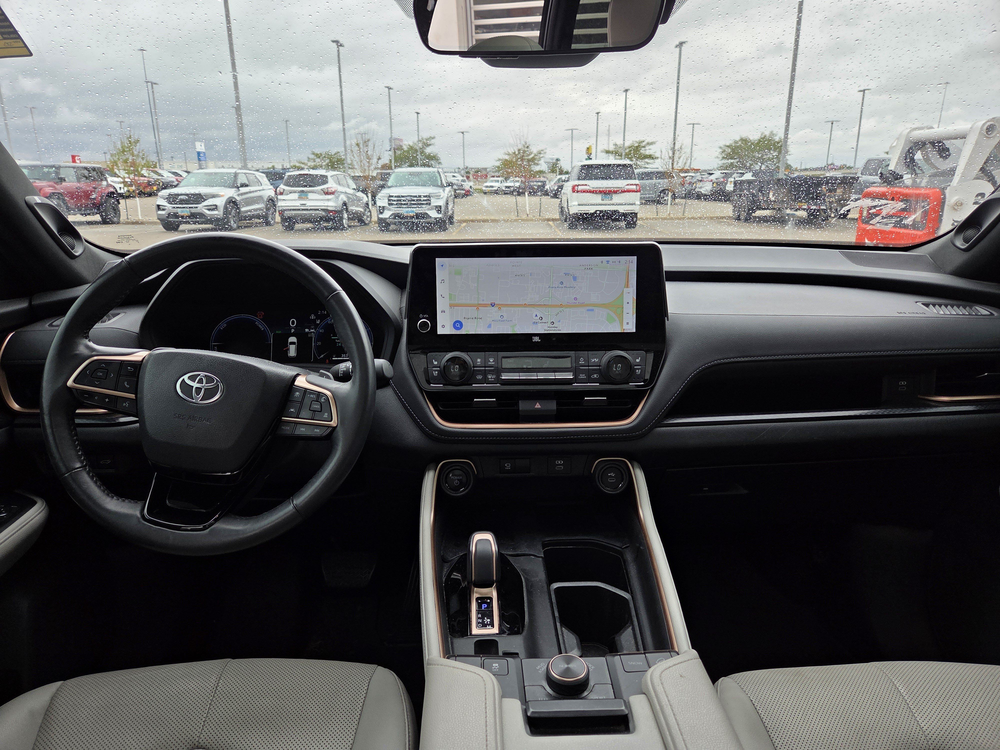 Used 2024 Toyota Grand Highlander AWD Hybrid image 6