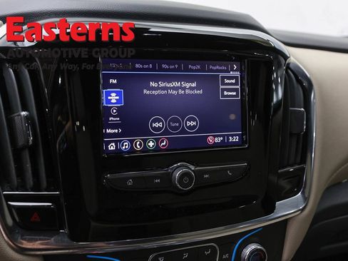 Used 2023 Chevrolet Traverse LS FWD image 18