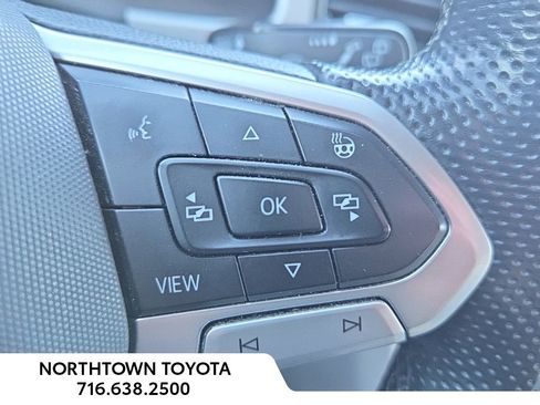 Used 2021 Volkswagen Atlas SEL Premium image 18