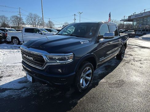 Used 2022 RAM 1500 Limited w/ Body Color Bumper Group image 3