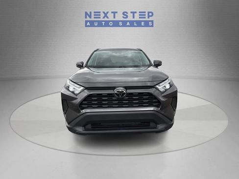 Used 2023 Toyota RAV4 XLE w/ Convenience Package image 2