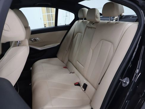 Used 2020 BMW 330i xDrive Sedan w/ Convenience Package AWD/4WD image 19
