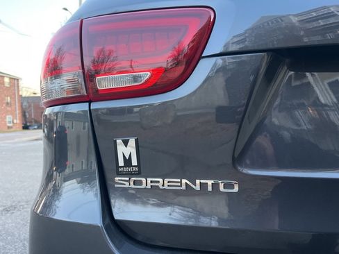 Used 2019 Kia Sorento EX image 8