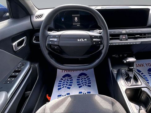 Used 2025 Kia K4 FWD image 5