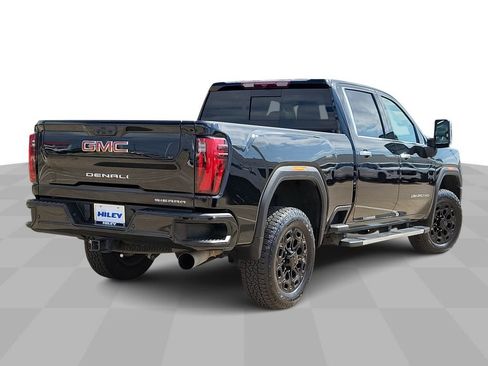 Used 2024 GMC Sierra 2500 Denali image 8