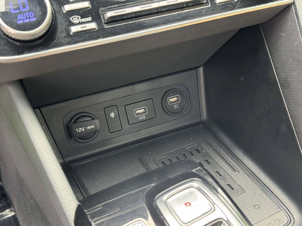 Used 2021 Hyundai Sonata Limited w/ Preferred Accessory Package FWD image 15