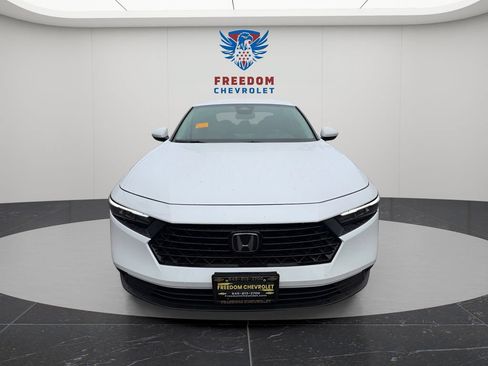 Used 2025 Honda Accord LX image 8