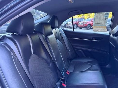 Used 2019 Toyota Camry XSE FWD image 28