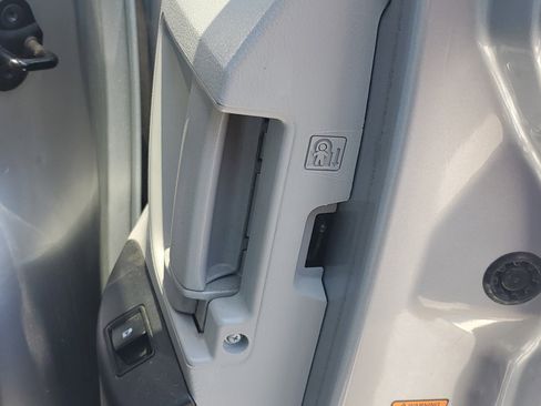 Certified 2017 Toyota Sienna LE AWD/4WD image 12