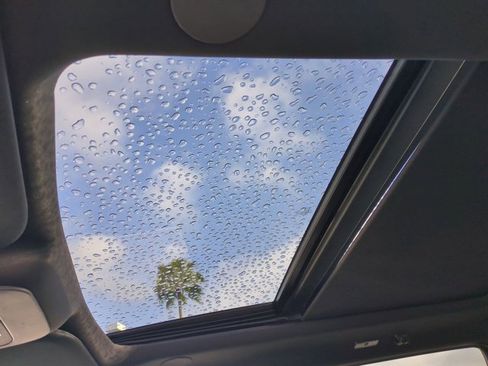 New 2025 Ford F150 Lariat w/ Equipment Group 502A High image 19