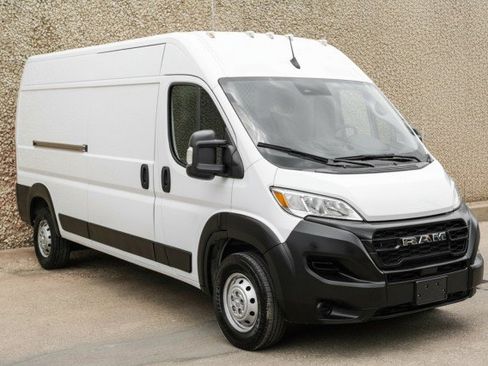 Used 2023 RAM ProMaster 2500 FWD image 6