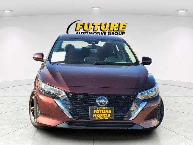 Used 2024 Nissan Sentra SV FWD image 2