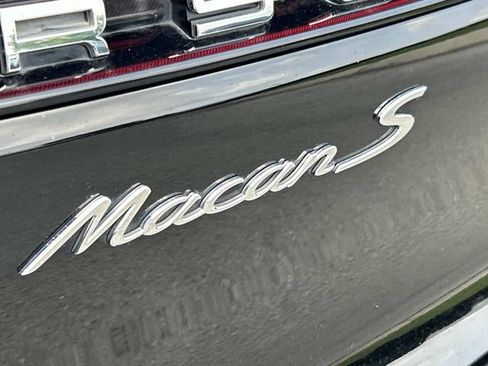 Used 2021 Porsche Macan S AWD/4WD image 12