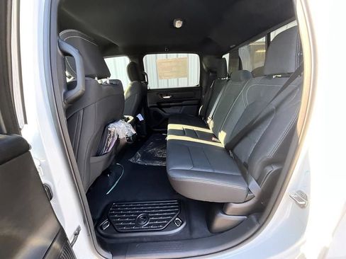 New 2026 RAM 1500 Express AWD/4WD image 28