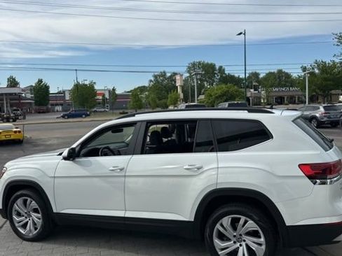 Used 2023 Volkswagen Atlas SE FWD image 12