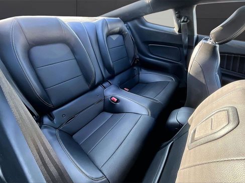 Used 2019 Ford Mustang GT Premium image 22