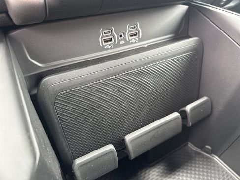 New 2026 RAM 1500 Express AWD/4WD image 23