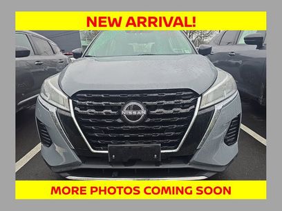 Used 2023 Nissan Kicks SV