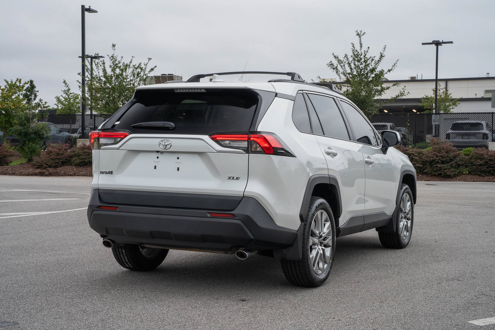 Used 2025 Toyota RAV4 XLE Premium FWD image 8