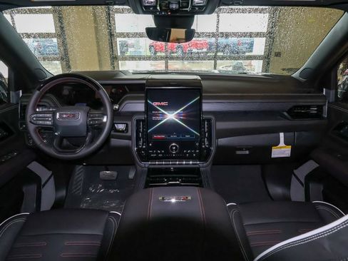 New 2026 GMC Yukon XL AT4 Ultimate AWD/4WD image 16
