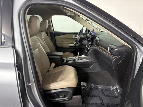 Certified 2022 Ford Explorer Limited image 38