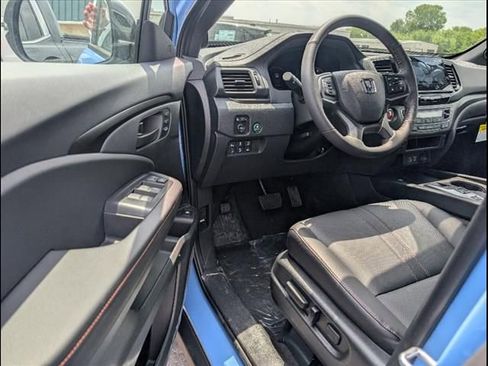 Certified 2025 Honda Ridgeline TrailSport+ image 5