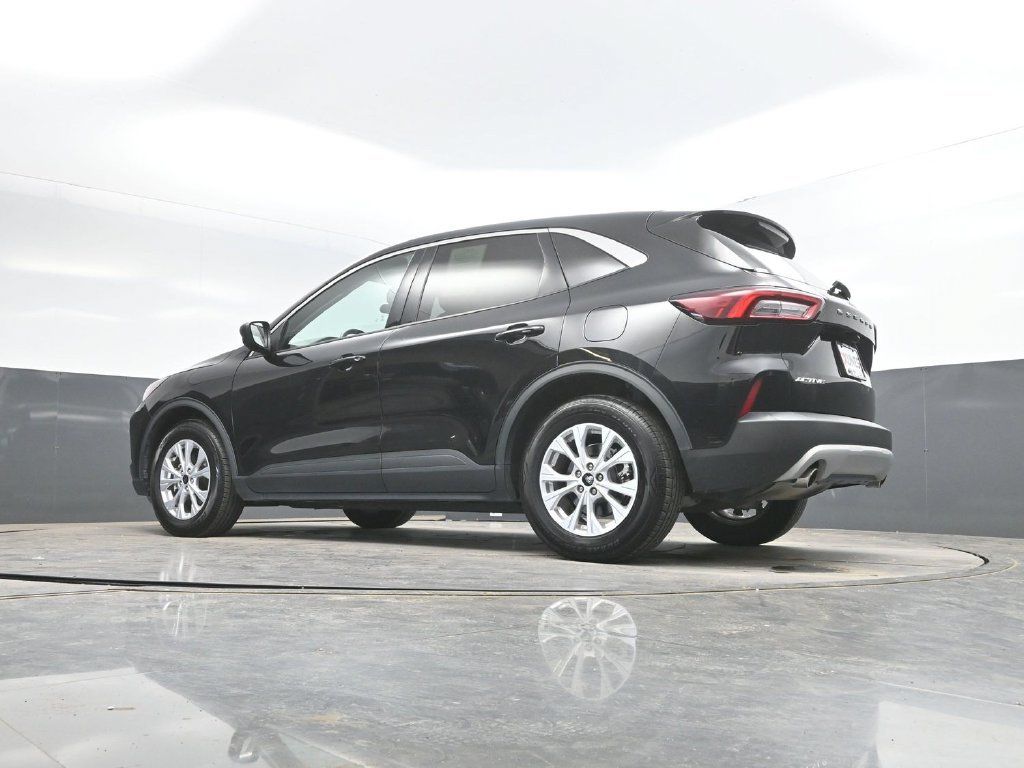 Used 2024 Ford Escape Active FWD image 36