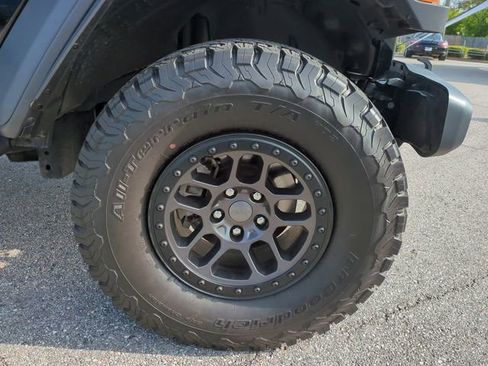 Used 2022 Jeep Wrangler Unlimited Sport image 11