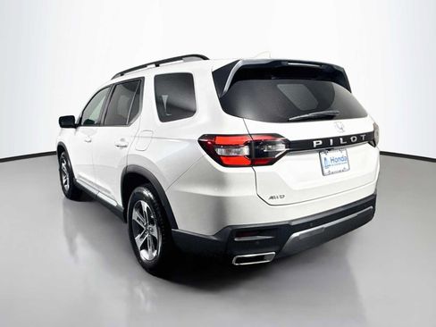 Used 2026 Honda Pilot EX-L image 3