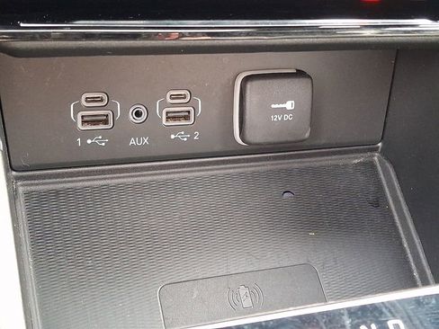 Used 2023 Jeep Grand Cherokee Altitude AWD/4WD image 25