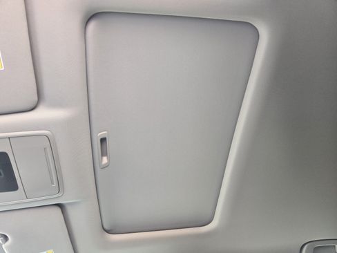 Certified 2025 Honda CR-V EX image 23