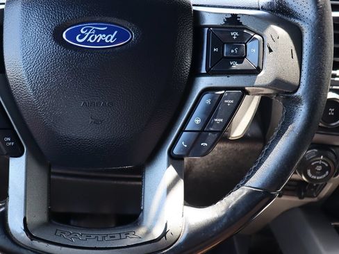 Used 2019 Ford F150 Raptor w/ Equipment Group 802A Luxury AWD/4WD image 57