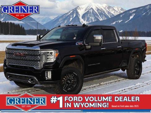 Used 2021 GMC Sierra 3500 Denali w/ Denali Ultimate Package image 1