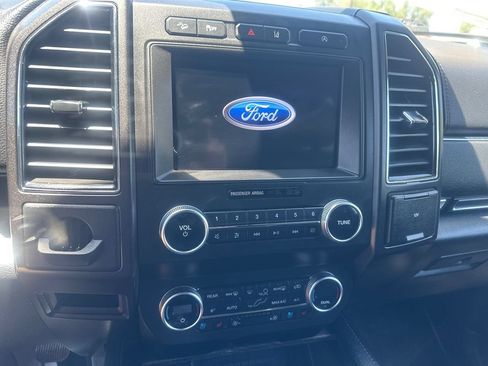 Used 2020 Ford Expedition Limited AWD/4WD image 34