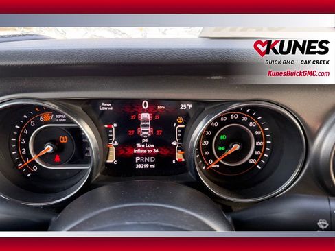 Used 2023 Jeep Wrangler Sport S image 13