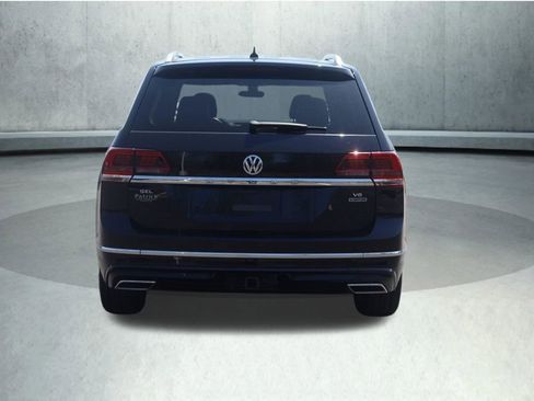 Used 2019 Volkswagen Atlas SEL R-Line AWD/4WD image 13