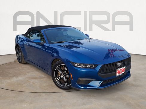 Used 2024 Ford Mustang Convertible RWD image 4