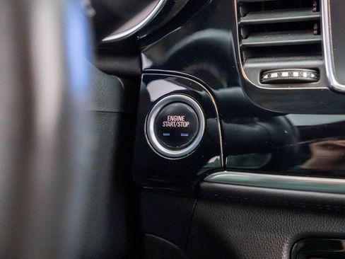 Used 2018 Buick Encore Sport Touring FWD image 21