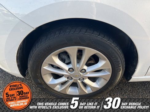 Used 2021 Chevrolet Spark LS image 3