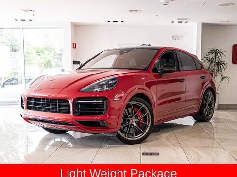 Used 2022 Porsche Cayenne GTS AWD/4WD image 1